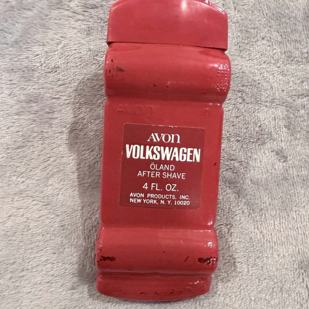 Vintage Avon Red Volkswagen VW Beetle Bug Oland After Shave Bottle Full Box 4oz